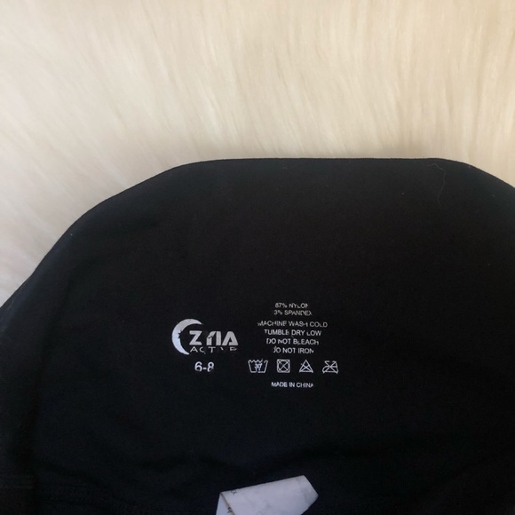 ZYIA Black Crops Leggings - Picture 6 of 7